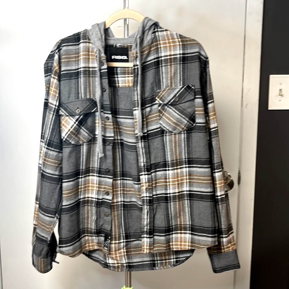 RSQ, Mens S, lightweight button down shirt w hood. great for layering or alone.